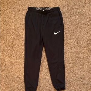 Nike Black Sweatpants Relaxed Fit Athletic Wear